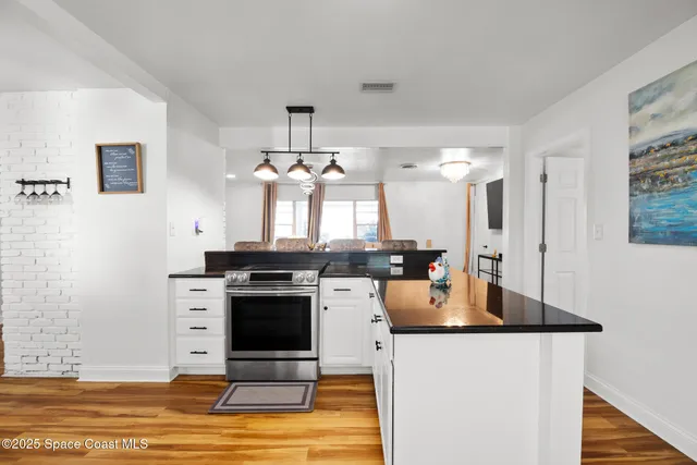 $3,500 | 1707 South Harbor Drive, Merritt Island, FL 32952