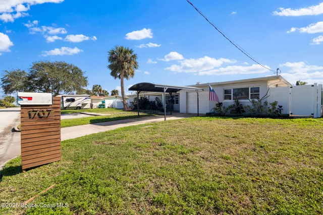 $3,500 | 1707 South Harbor Drive, Merritt Island, FL 32952