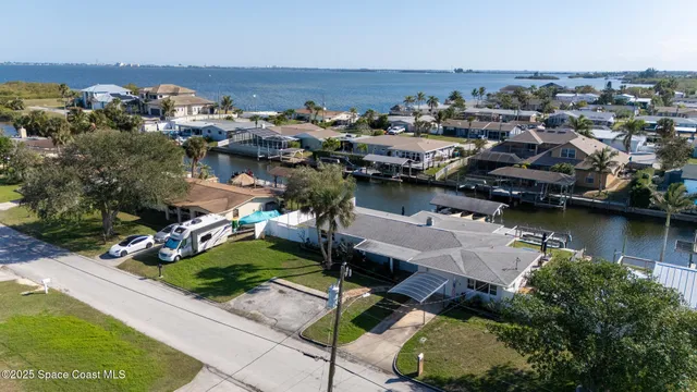 $3,500 | 1707 South Harbor Drive, Merritt Island, FL 32952