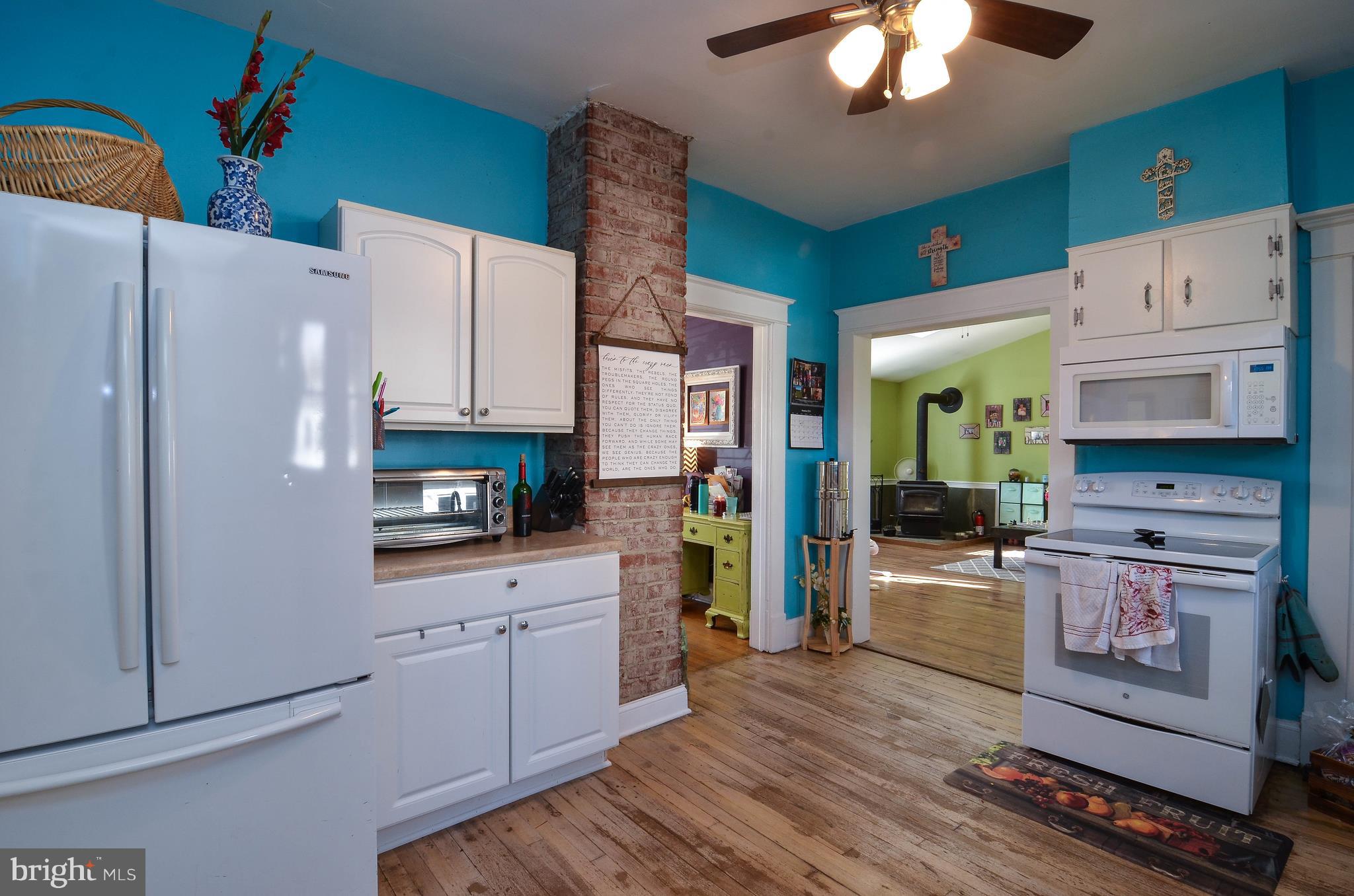 26630 Ridge Road Damascus, MD 20872 - Photo 18 of 42 Kitchen