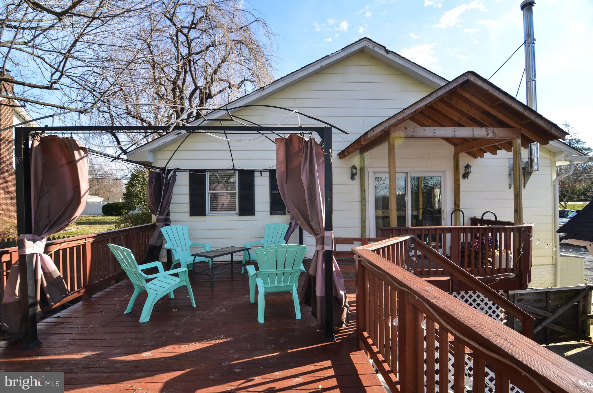 26630 Ridge Road Damascus, MD 20872 - Photo 39 of 42 Deck.