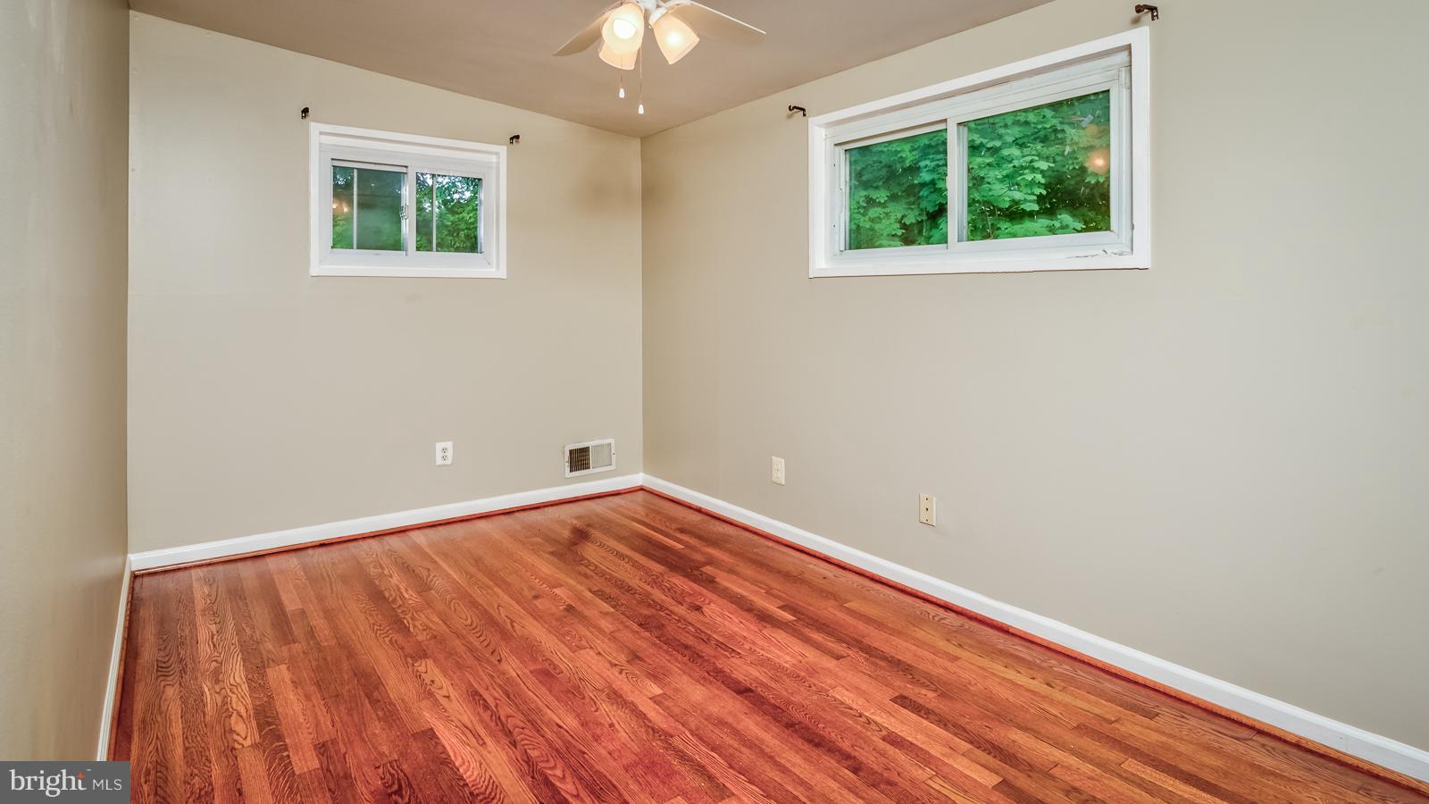 10626 Ashby Place Fairfax, VA 22030 - Photo 12 of 27 Bedroom