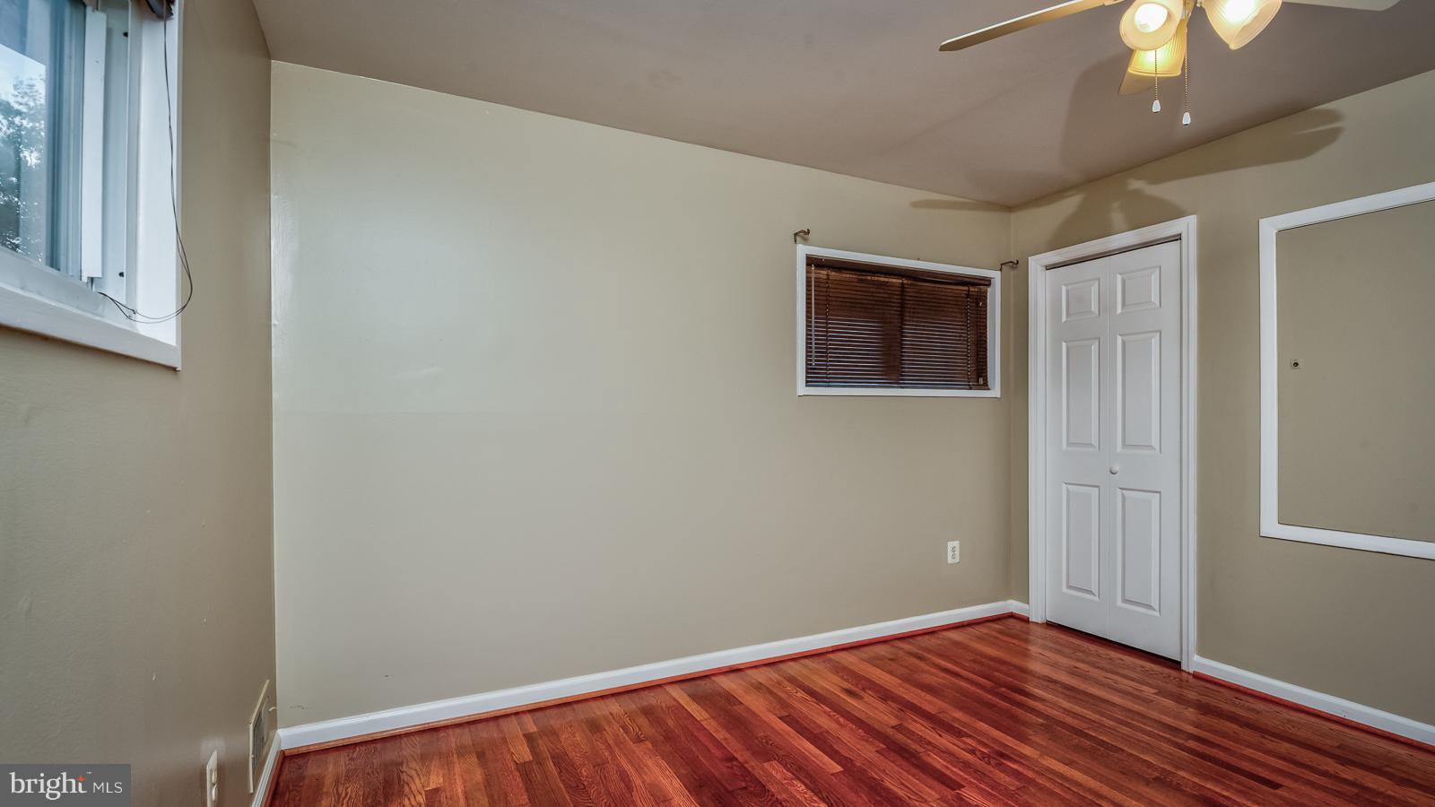 10626 Ashby Place Fairfax, VA 22030 - Photo 17 of 27 Bedroom (Master)