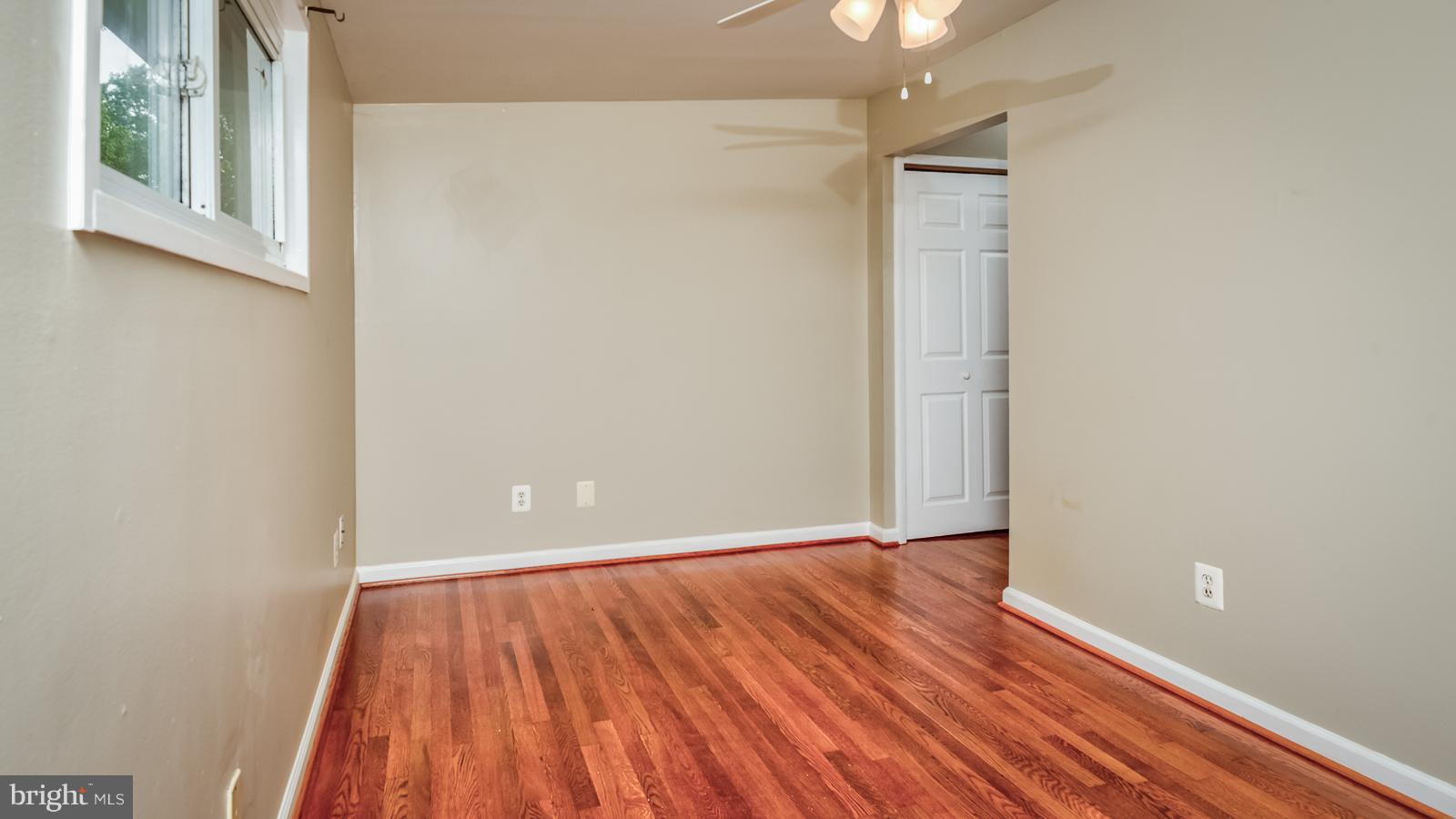 10626 Ashby Place Fairfax, VA 22030 - Photo 25 of 27 Bedroom