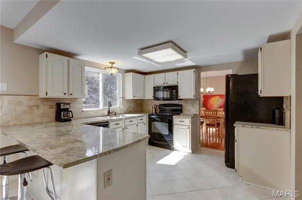 $2,650 | 564 Woodlyn Crossing, Ballwin, MO 63021