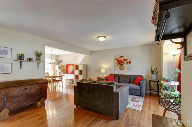 $3,000 | 564 Woodlyn Crossing, Ballwin, MO 63021