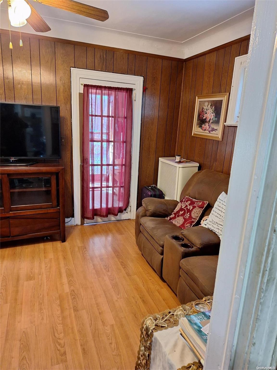 109-29 Union Hall Street Queens, NY 11433 - Photo 9 of 20 Living Room