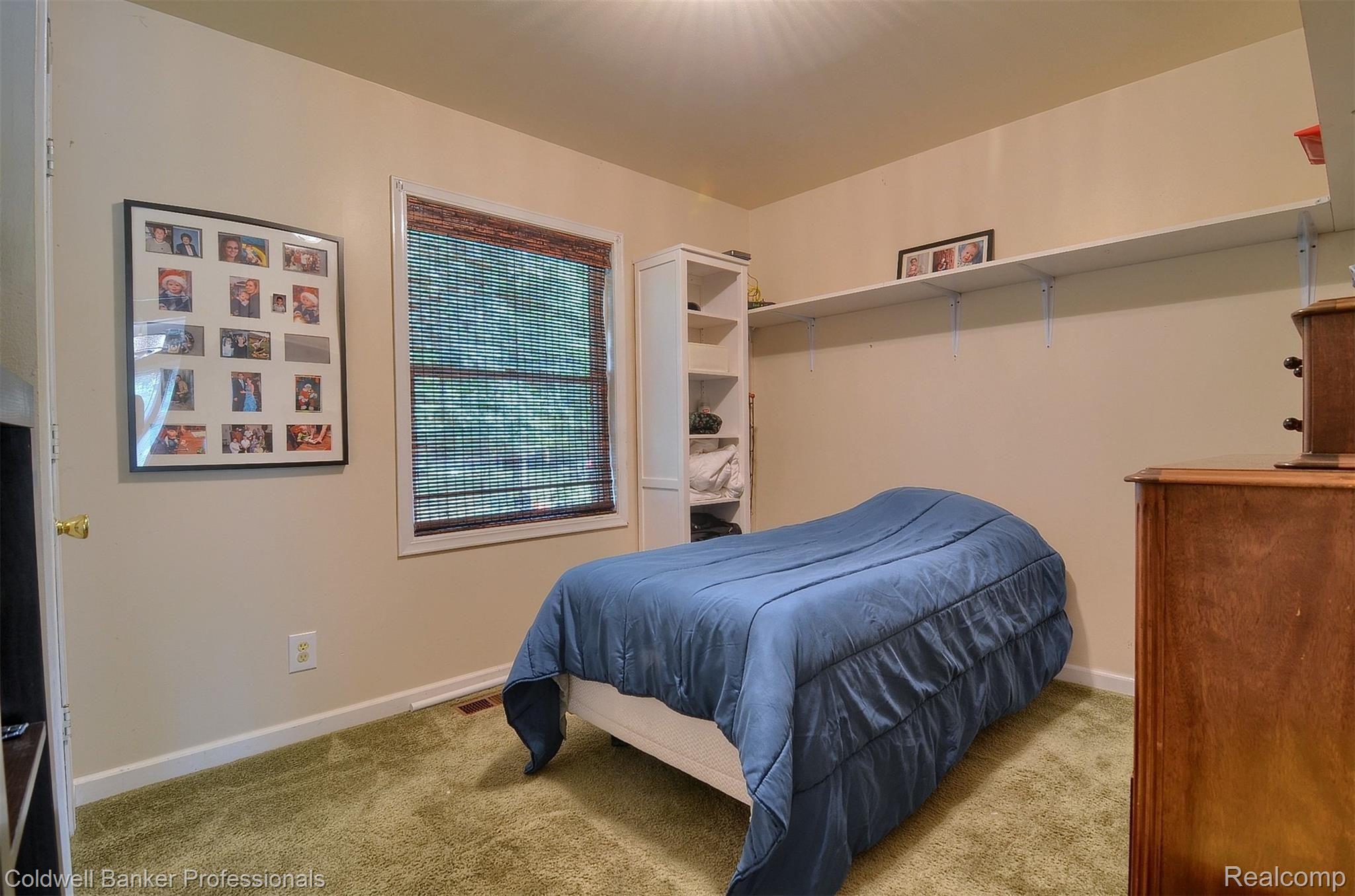 21973 Rust Road New Boston, MI 48164 - Photo 23 of 30 23-3rd Bedroom.jpg
