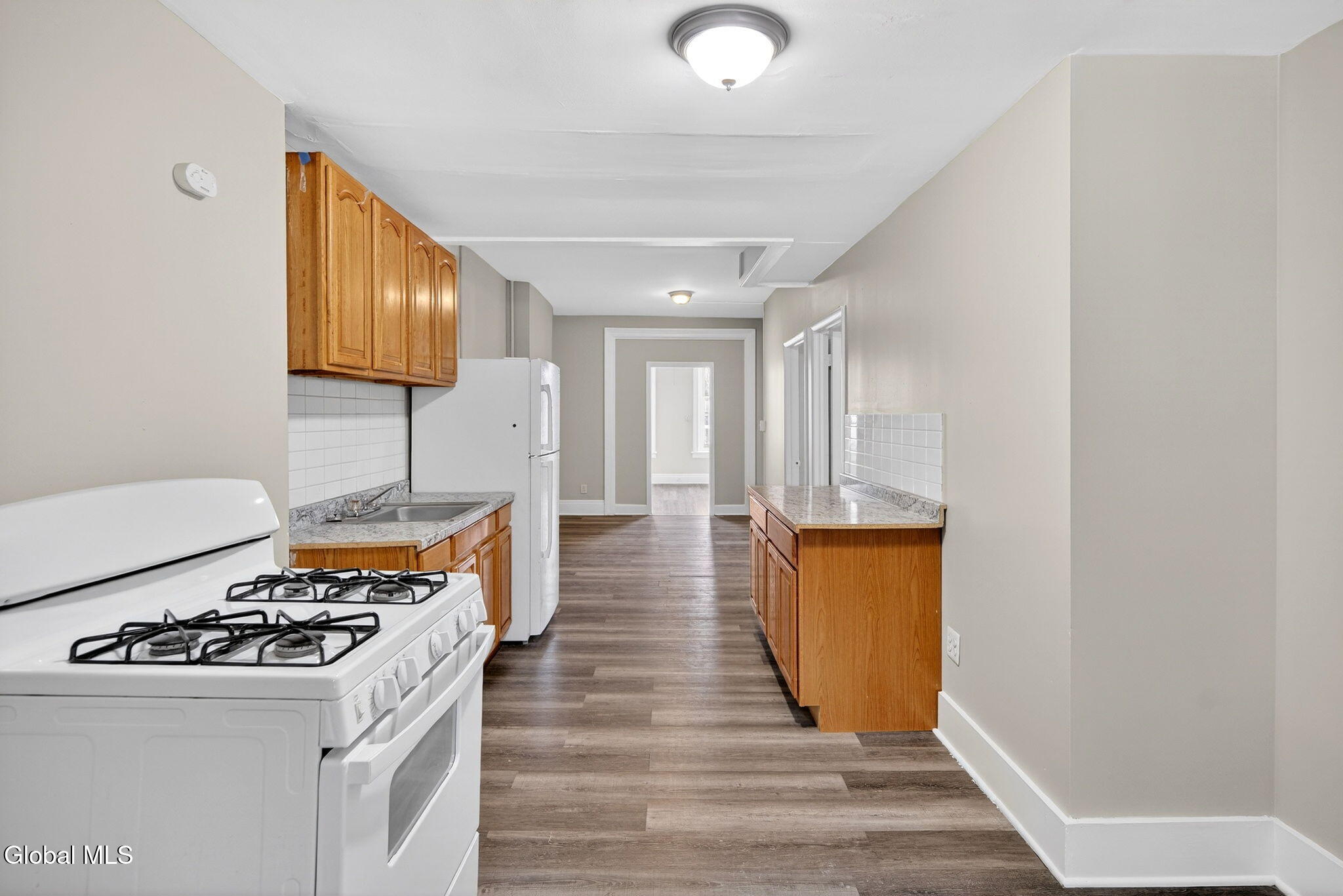 38 Tyler Street Troy, NY 12180 - Photo 18 of 28 Fourth Interior 9 of 19