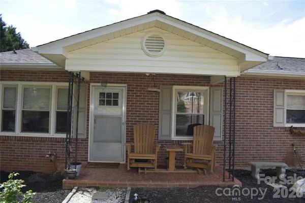$279,900 | 103 Regina Drive, Morganton, NC 28655