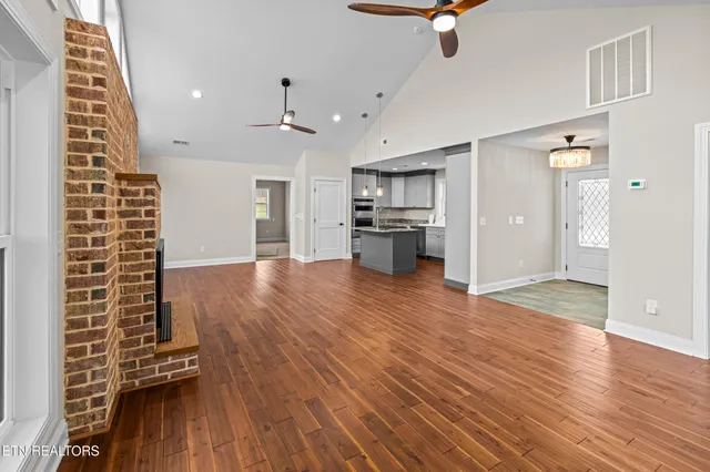 $695,000 | 124 Laura Lane, Maynardville, TN 37807