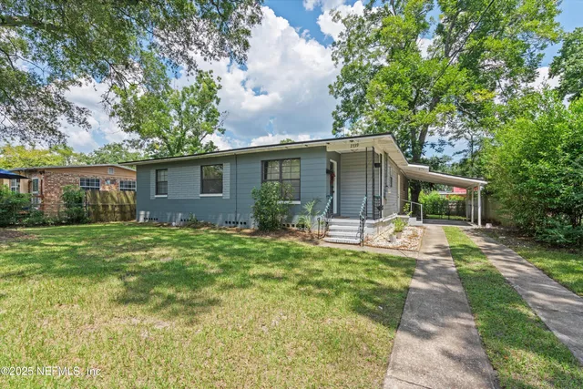 $1,500 | 2739 King Cole Drive, Jacksonville, FL 32209