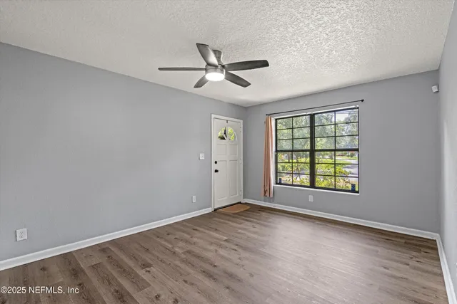 $1,500 | 2739 King Cole Drive, Jacksonville, FL 32209