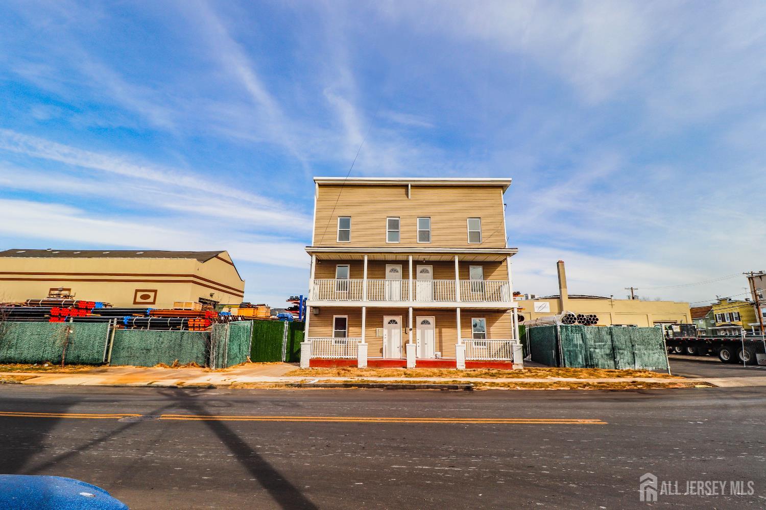 364 Market Street, Unit 3F Perth Amboy, NJ 08861 - Photo 4 of 15