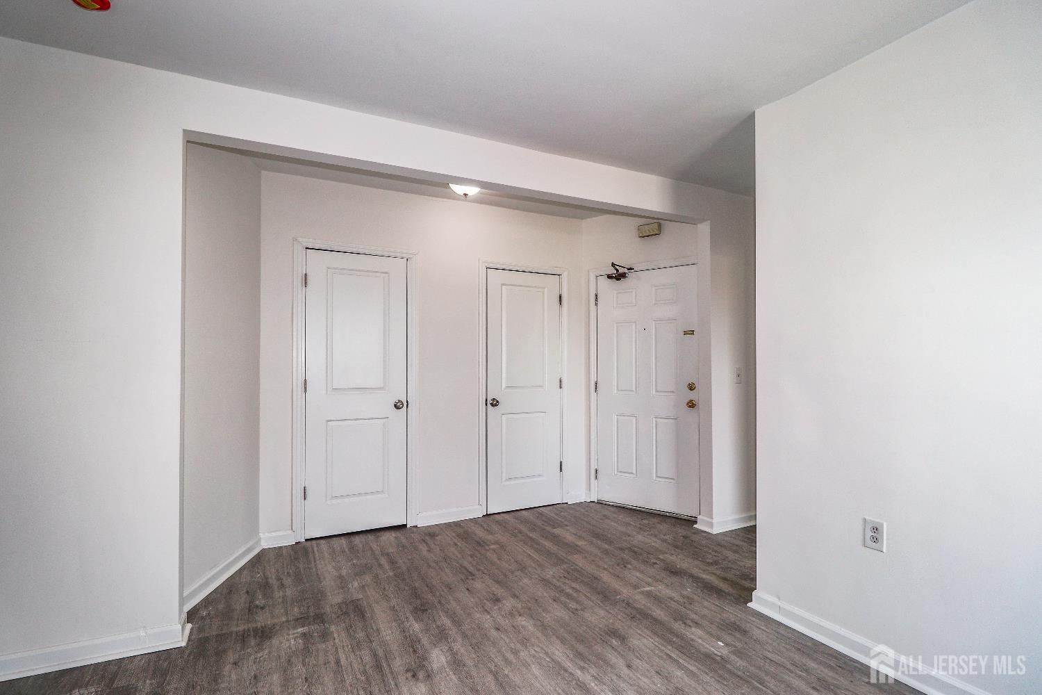 364 Market Street, Unit 3F Perth Amboy, NJ 08861 - Photo 7 of 15