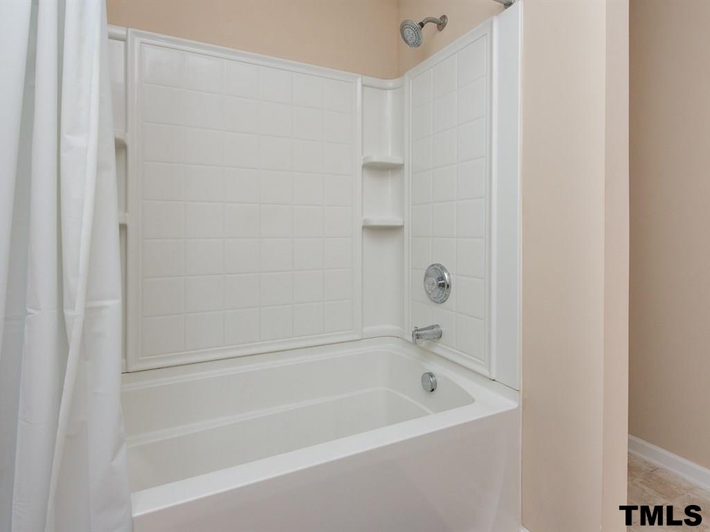 3065 Settle In Lane Raleigh, NC 27614 - Photo 14 of 19 Gallery Image 14