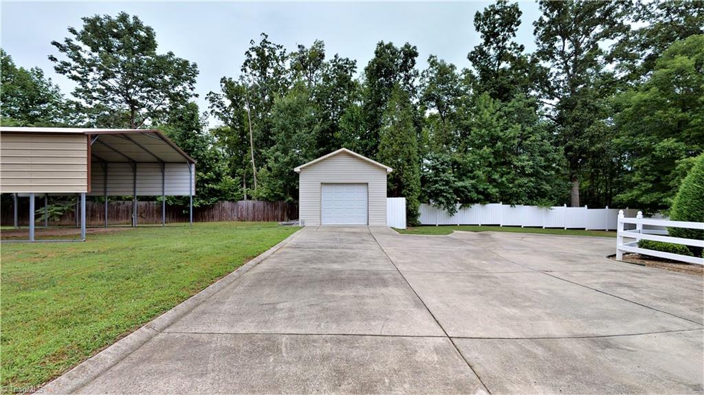 5251 Tom Hill Road Trinity, NC 27370 - Photo 6 of 49