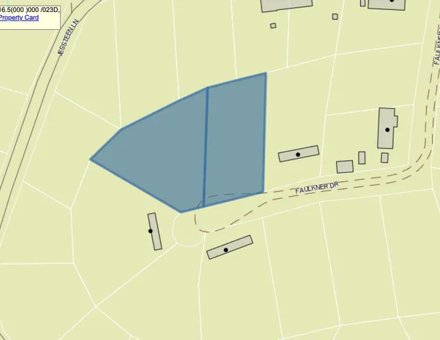 a bathroom with a tub