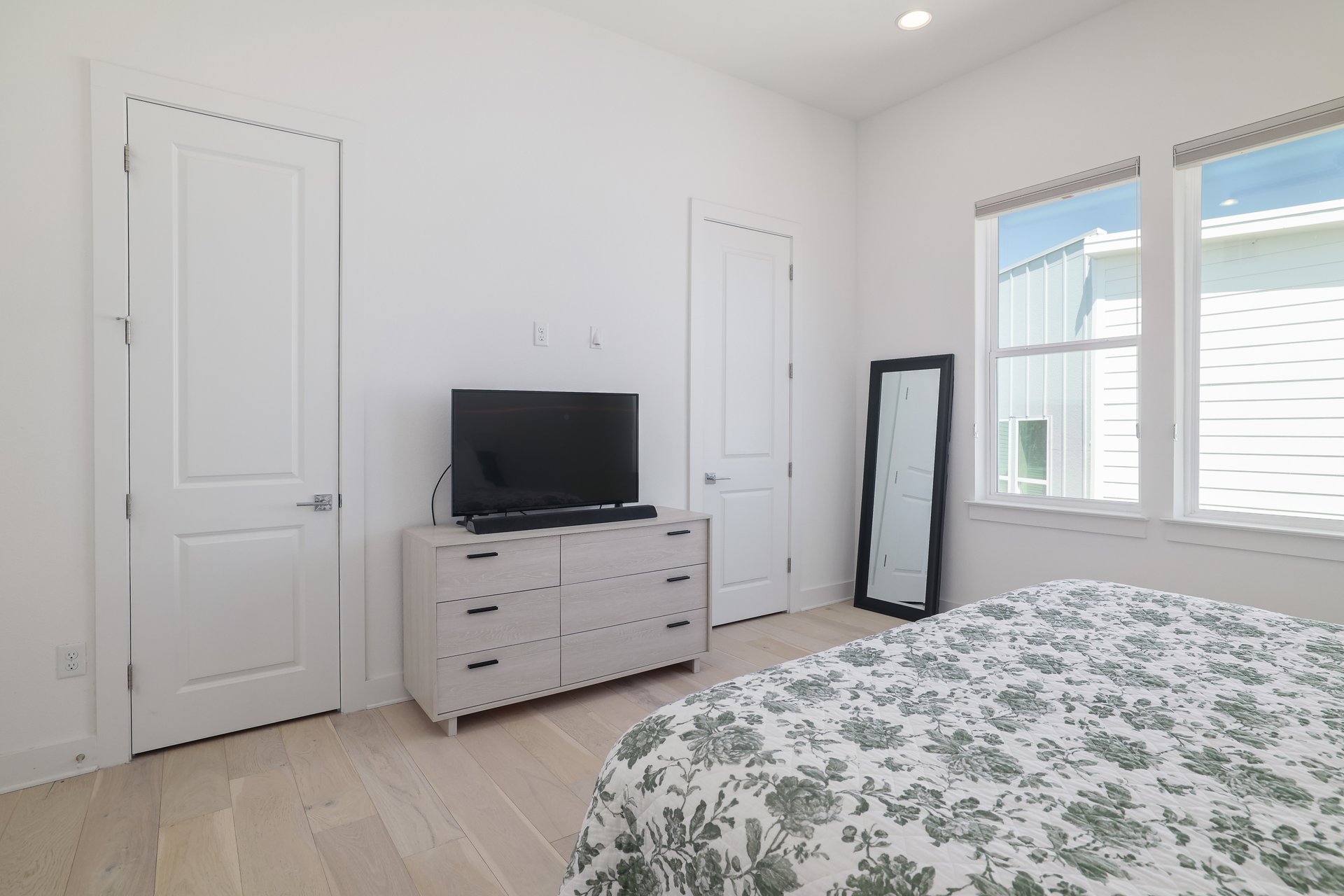 2715 Estonia Path Austin, TX 78741 - Photo 17 of 25