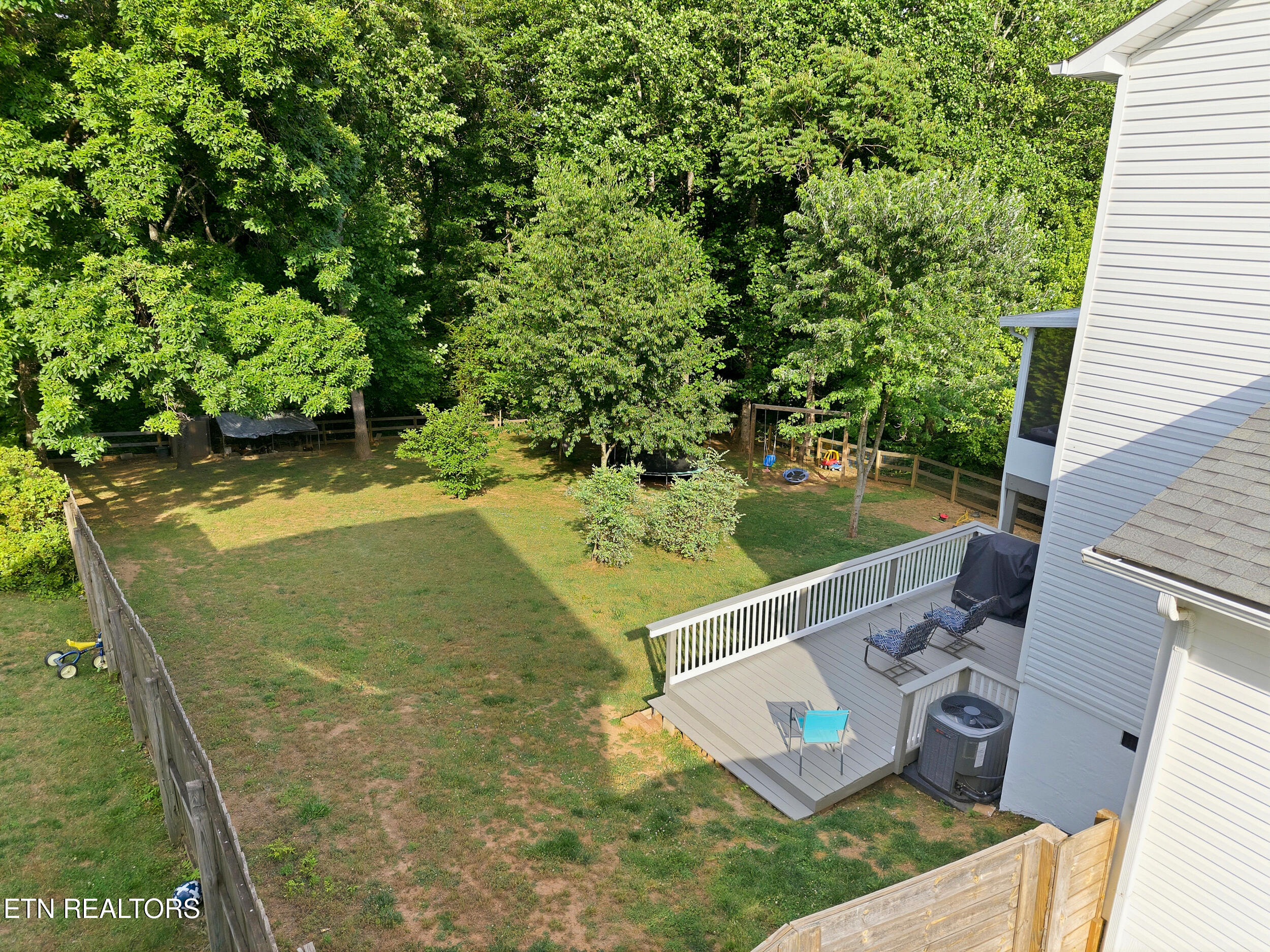 8258 Oak Terrace Lane Powell, TN 37849 - Photo 9 of 47 9_8258_oak_terrace_ln_0009