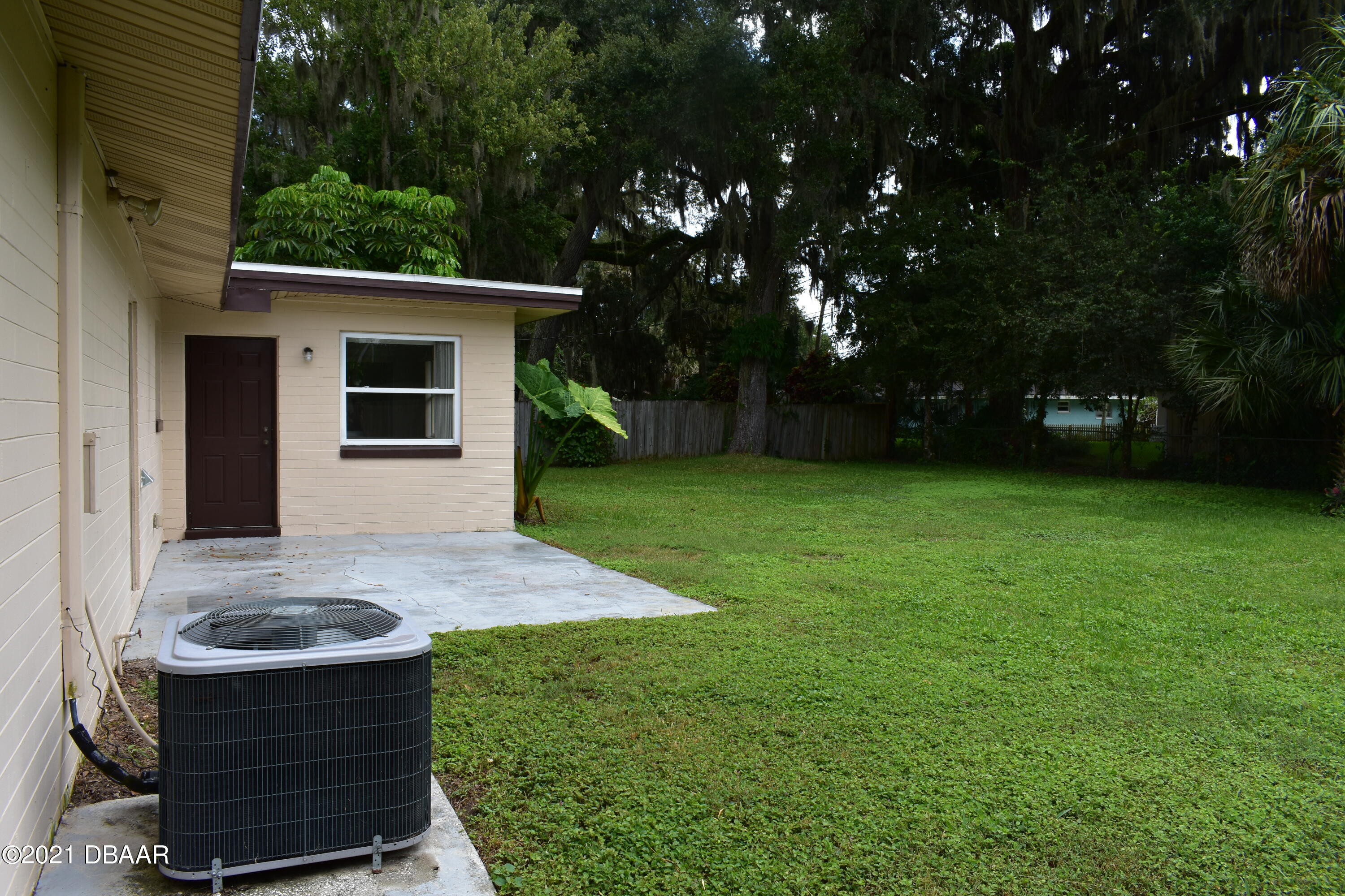 863 Pineapple Road South Daytona, FL 32119 - Photo 12 of 12 DSC_1073