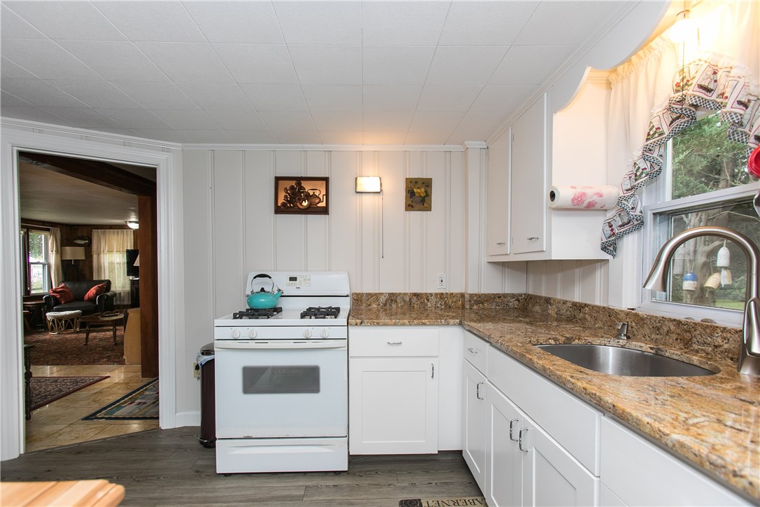 11 Goose Island Road Narragansett, RI 02882 - Photo 10 of 19 Gallery Image 10