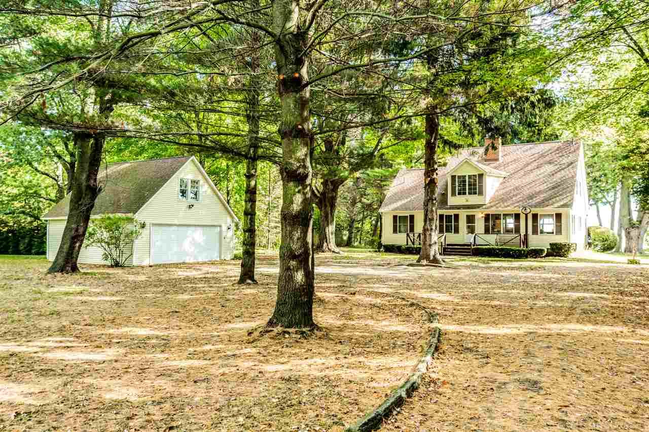 3955 Lakeshore Road Lexington, MI 48450 - Photo 8 of 51