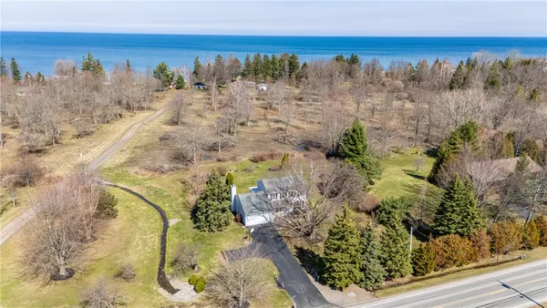 $319,900 | 4637 Lake Road, Williamson, NY 14589