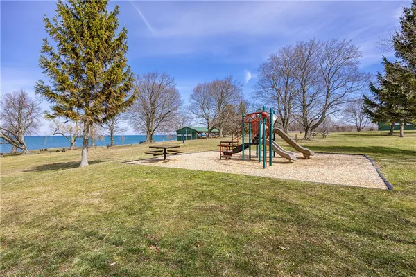 $319,900 | 4637 Lake Road, Williamson, NY 14589