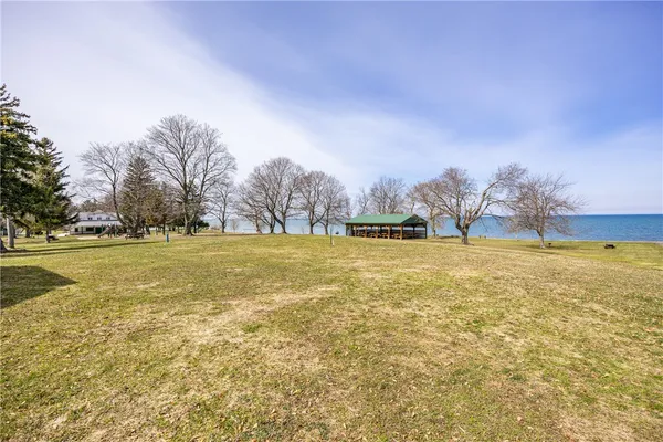 $319,900 | 4637 Lake Road, Williamson, NY 14589