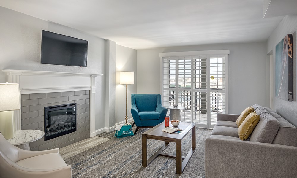 405 Thames Street Newport, RI 02840 - Photo 2 of 12