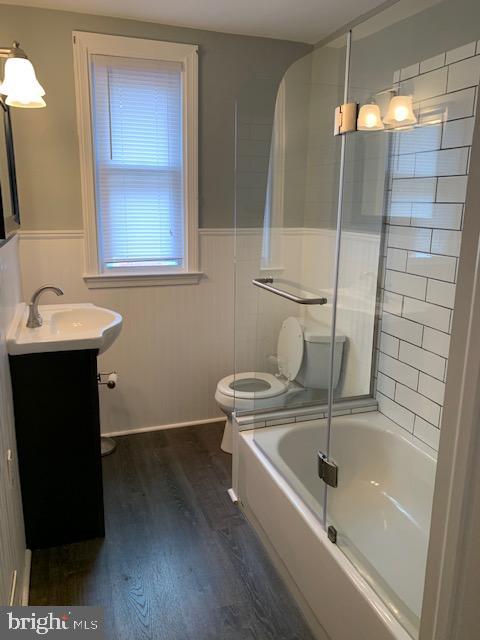 821 Colwell Road Swarthmore, PA 19081 - Photo 22 of 37 Upper level Bathroom