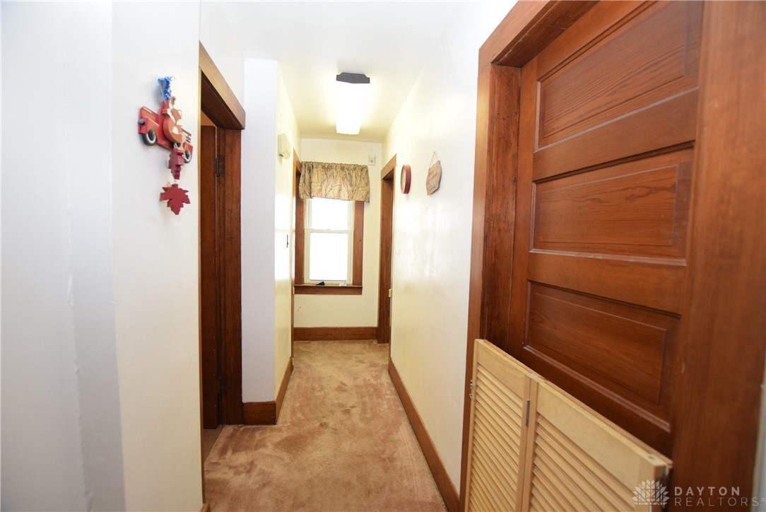 705 East Cassilly Street Springfield, OH 45503 - Photo 13 of 33