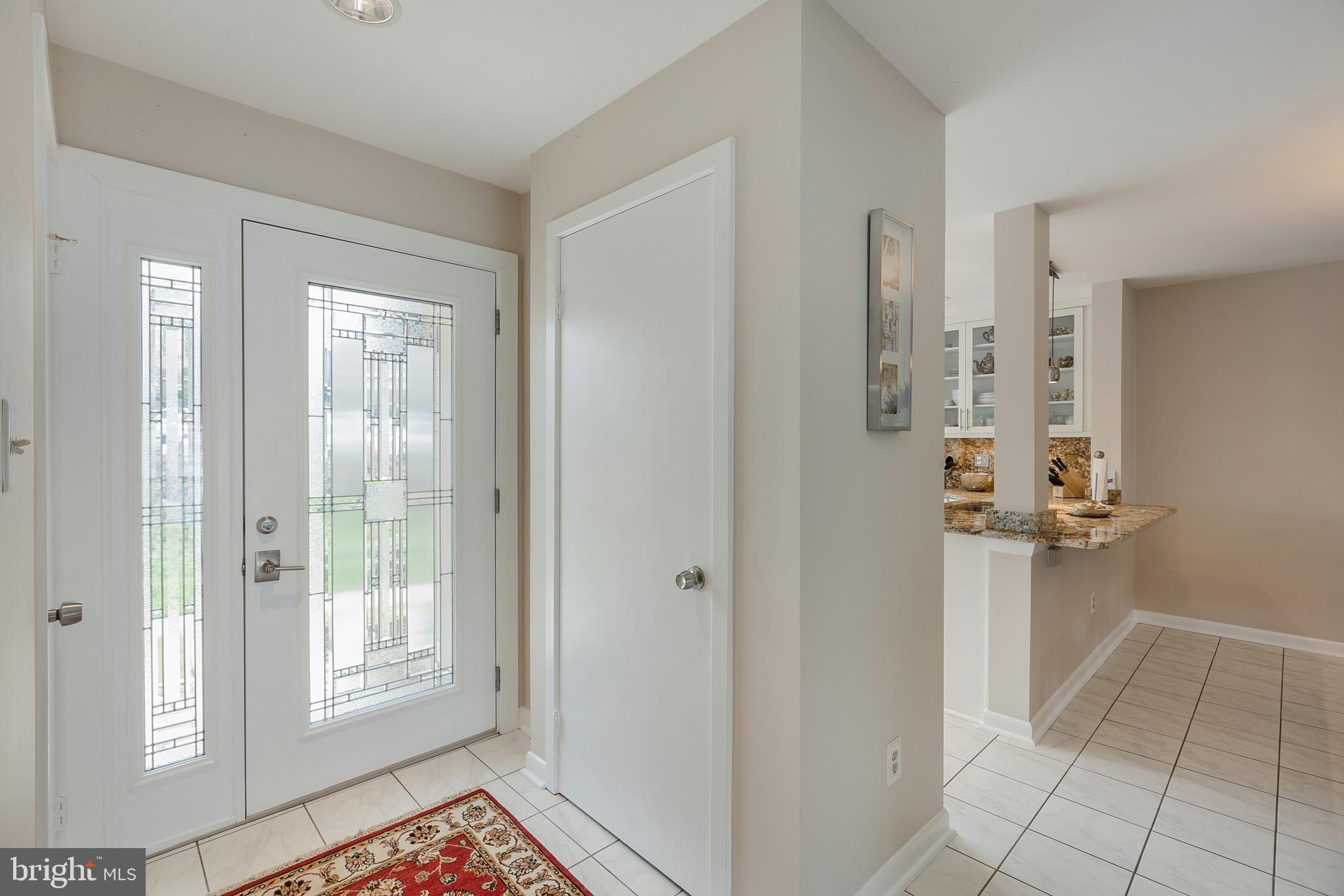 11030 Thrush Ridge Road Reston, VA 20191 - Photo 4 of 56