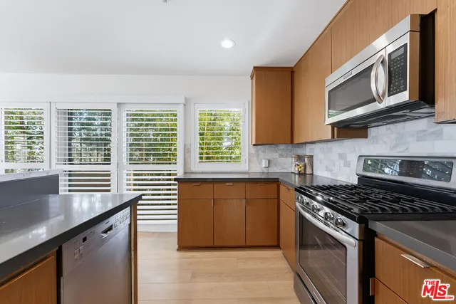 $1,649,000 | 1214 14th Street, Unit 204, Santa Monica, CA 90404