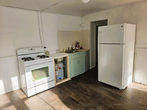 $294,000 | 5 Reynolds Drive, Brattleboro, VT 05301
