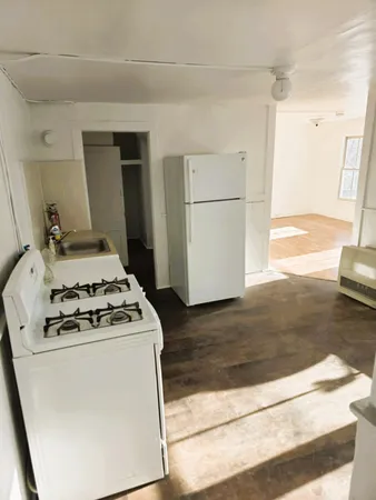 $294,000 | 5 Reynolds Drive, Brattleboro, VT 05301