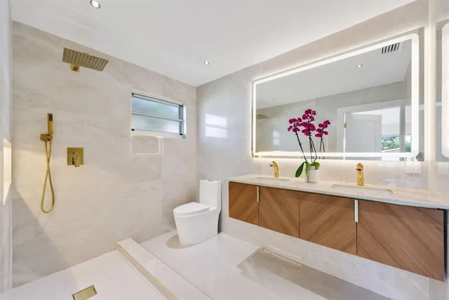 $665,000 | 3349 El Vedado Court East, West Palm Beach, FL 33405