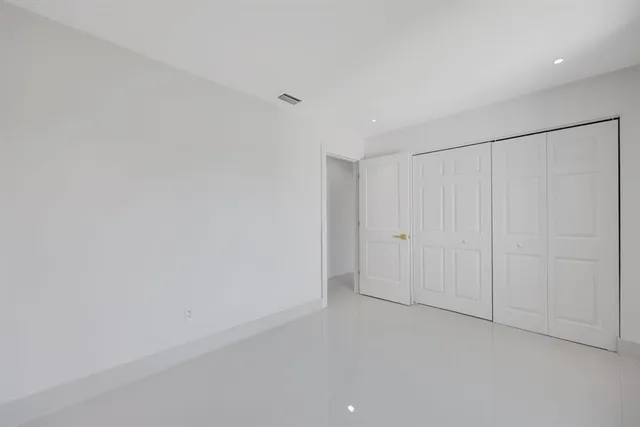 $665,000 | 3349 El Vedado Court East, West Palm Beach, FL 33405