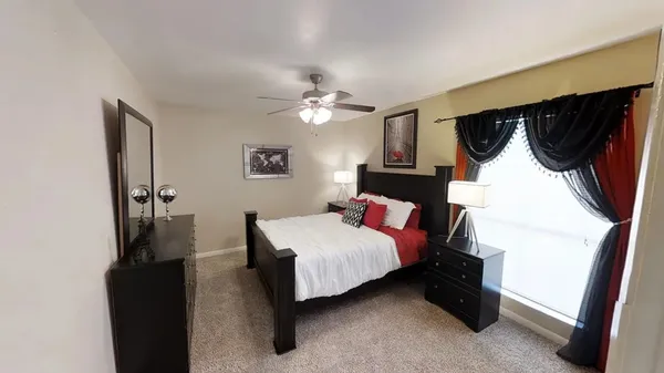 $1,074 | 515 South Bender Avenue, Unit 311, Humble, TX 77338