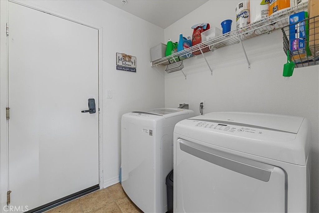 613 Flathead River Street Oxnard, CA 93036 - Photo 14 of 26