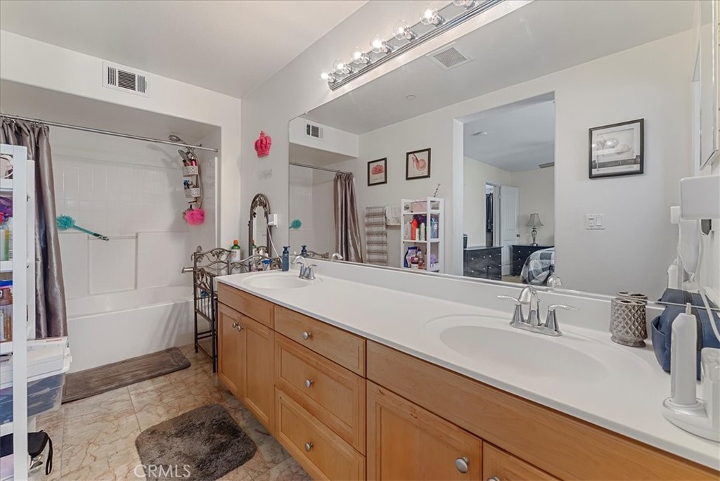 613 Flathead River Street Oxnard, CA 93036 - Photo 17 of 26