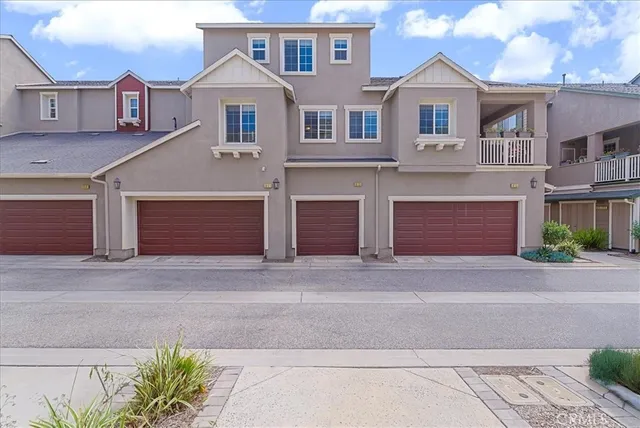 $629,900 | 613 Flathead River Street, Oxnard, CA 93036