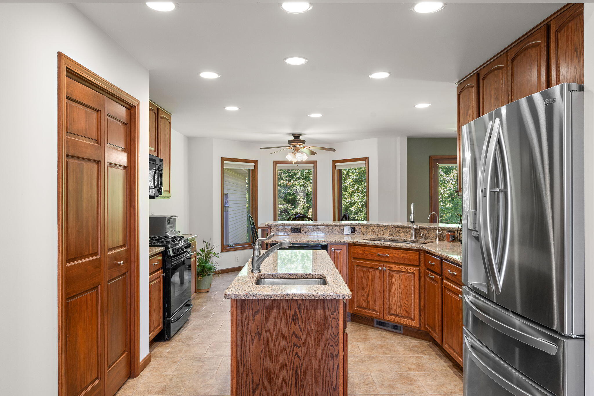 6501 East 116th Place Crown Point, IN 46307 - Photo 10 of 47 2048x1365