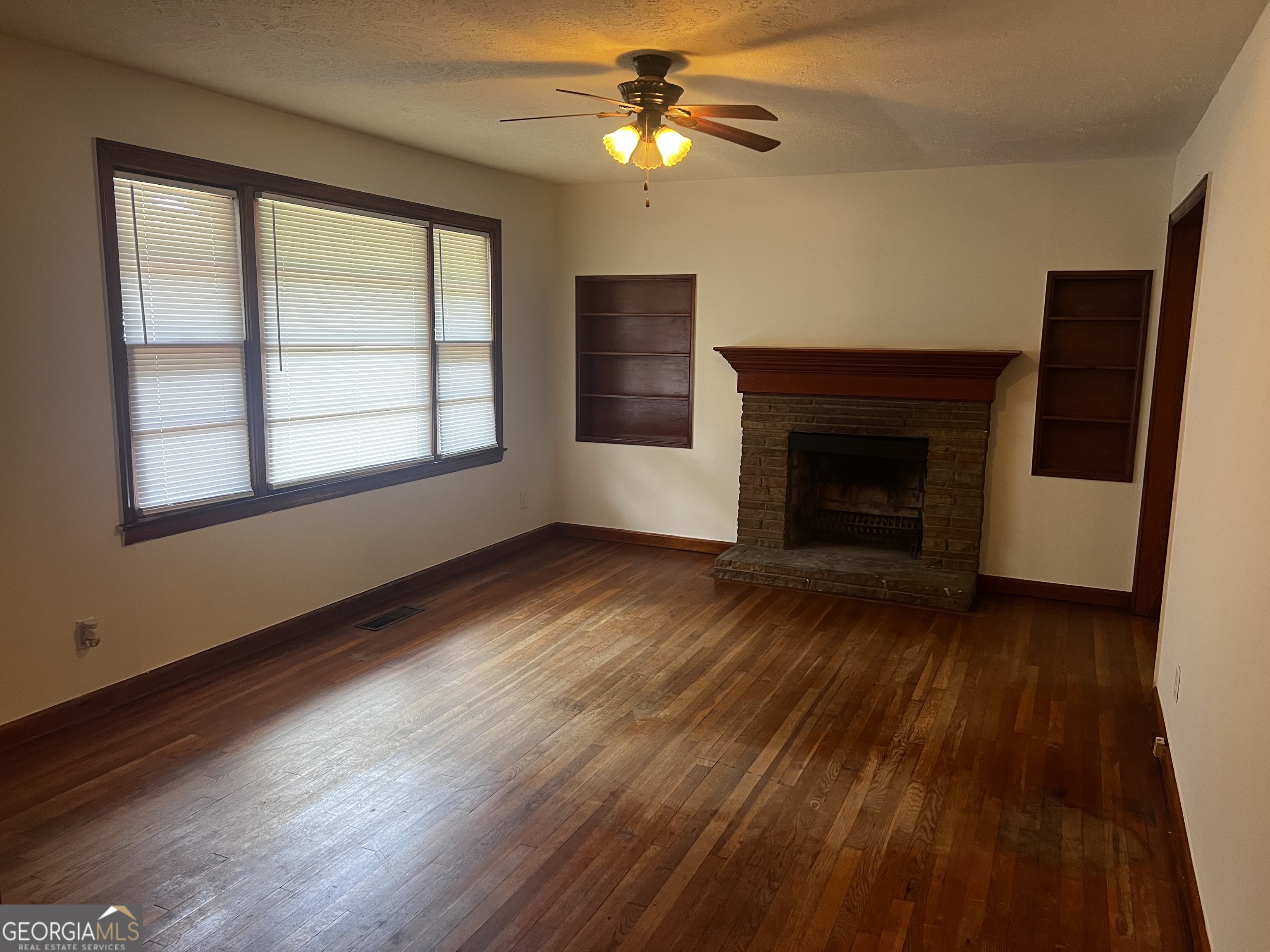5261 Adams Street Covington, GA 30014 - Photo 4 of 25