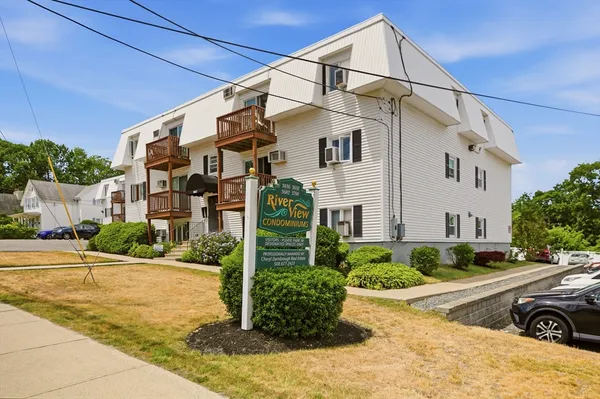 $235,000 | 3636 North Main Street, Unit 12, Fall River, MA 02720