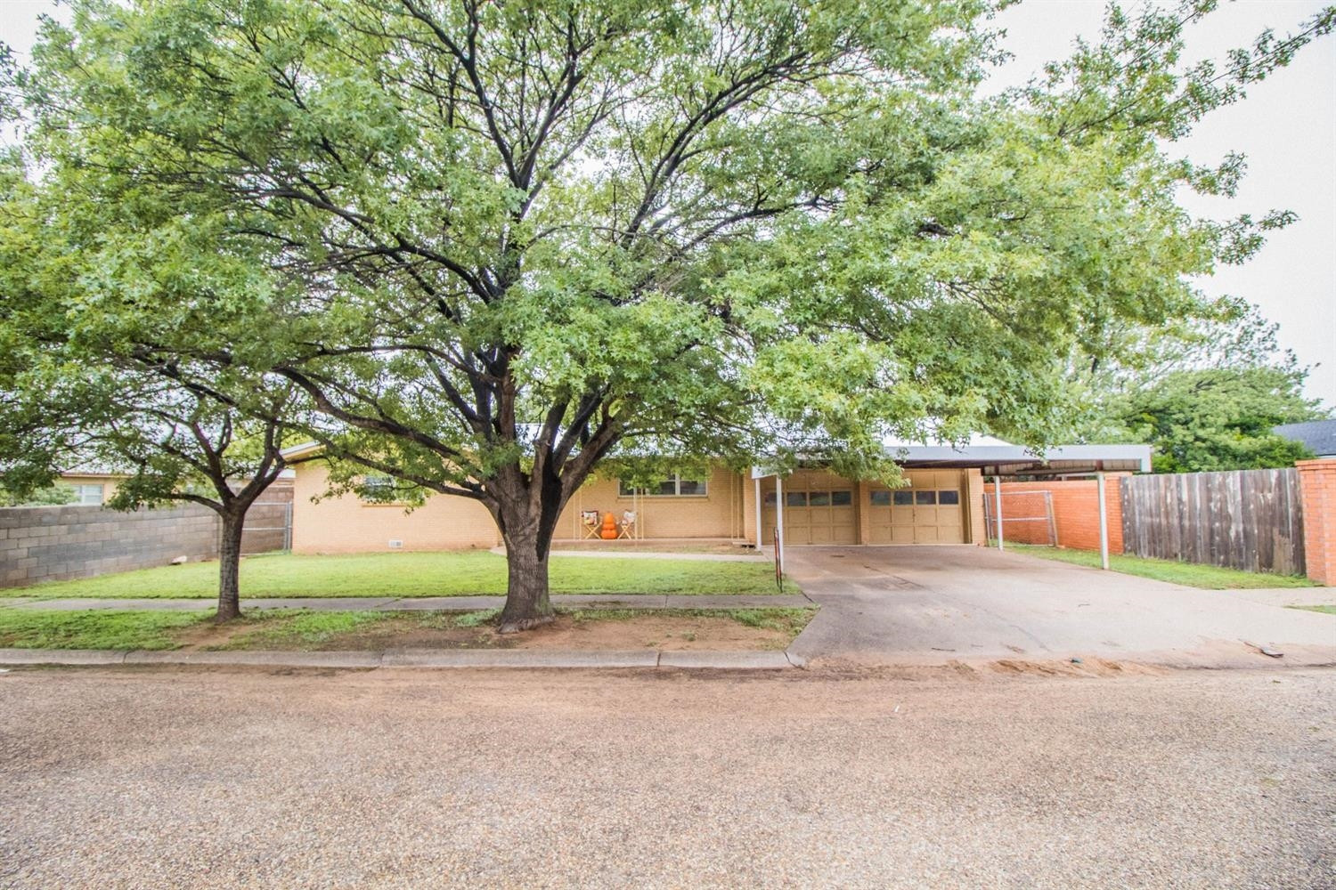 1007 Ave F Abernathy, TX 79311 - Photo 1 of 18 Photo 1