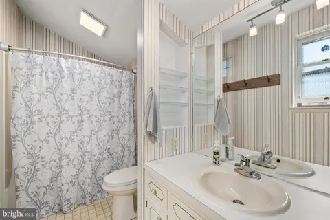 $285,000 | 455 King Street, Northumberland, PA 17857