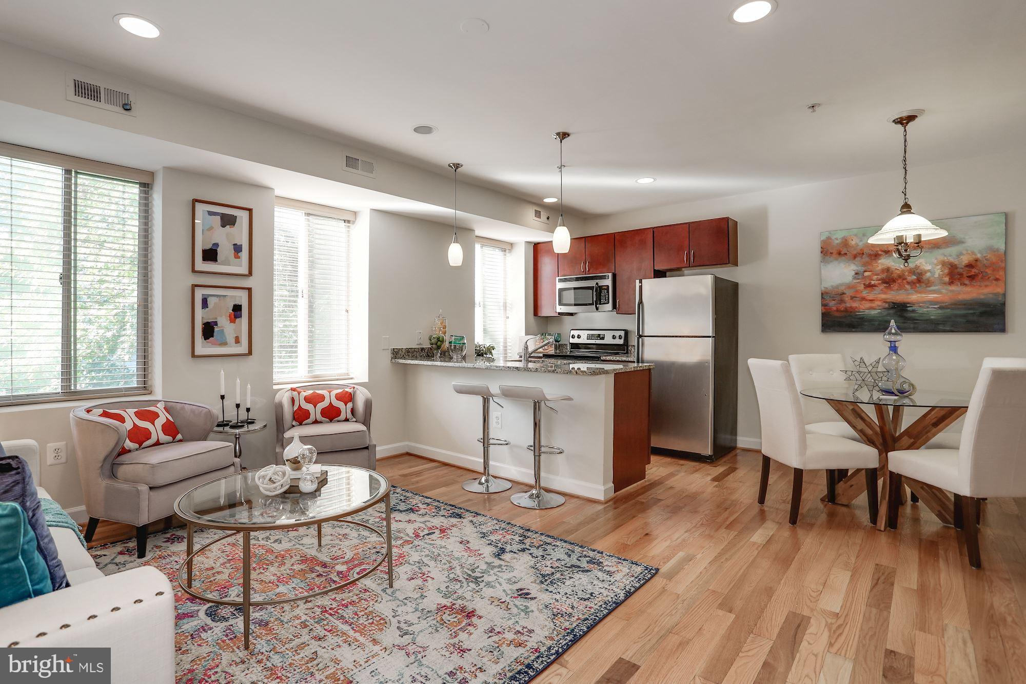 Sunny and Open home in amazing location