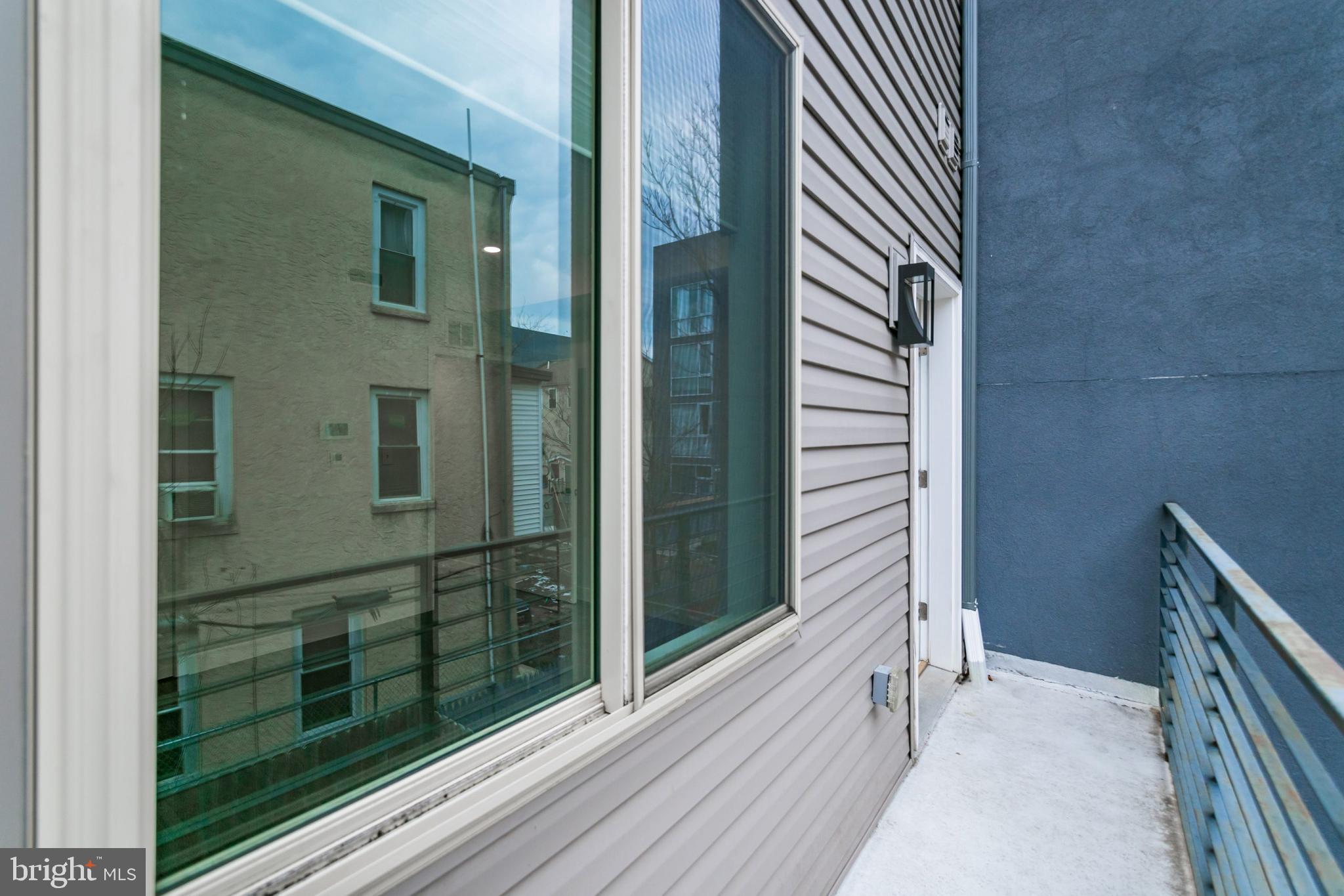 627 West Oxford Street, Unit 2 Philadelphia, PA 19122 - Photo 9 of 14